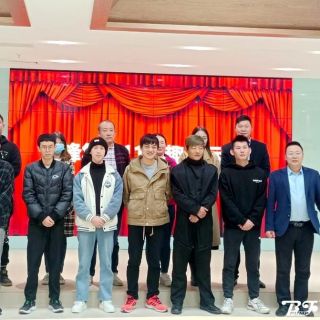 享受競技，盡顯青春風(fēng)采！邊鋒集團開展趣味運動會活動